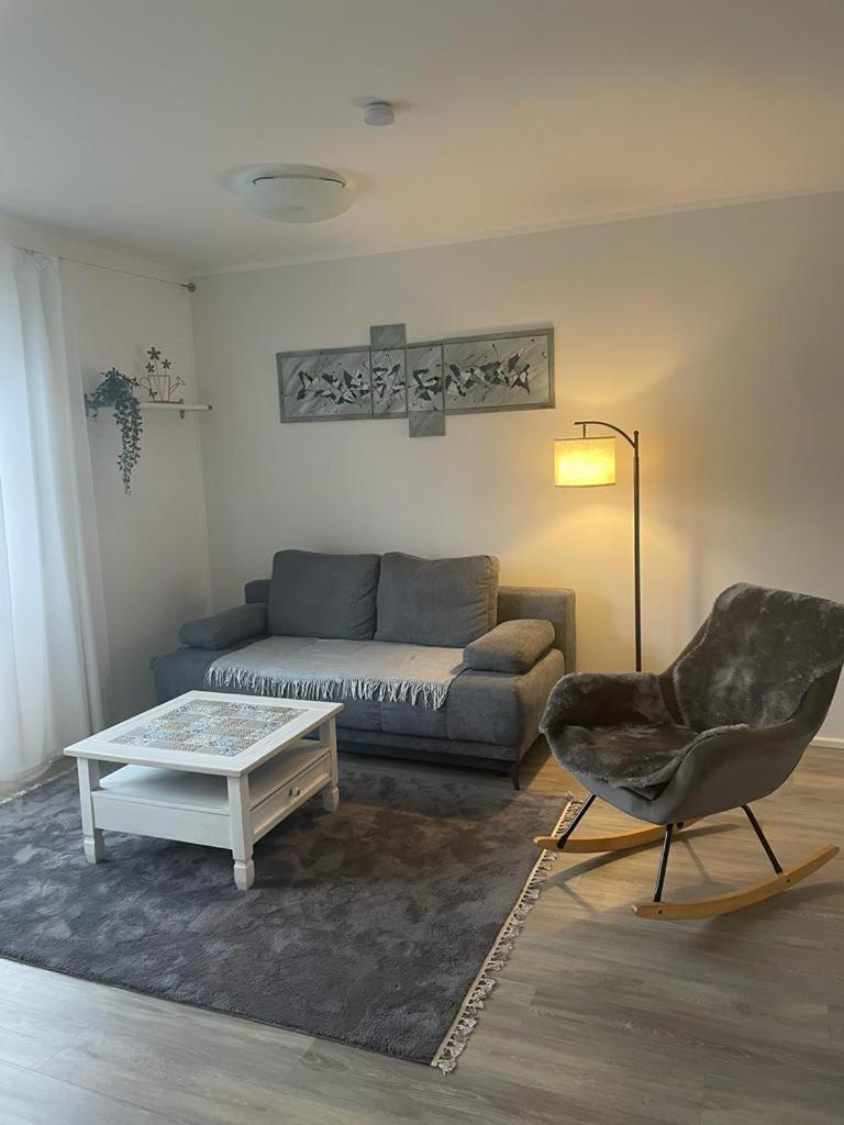 Appartement Frei 4 *