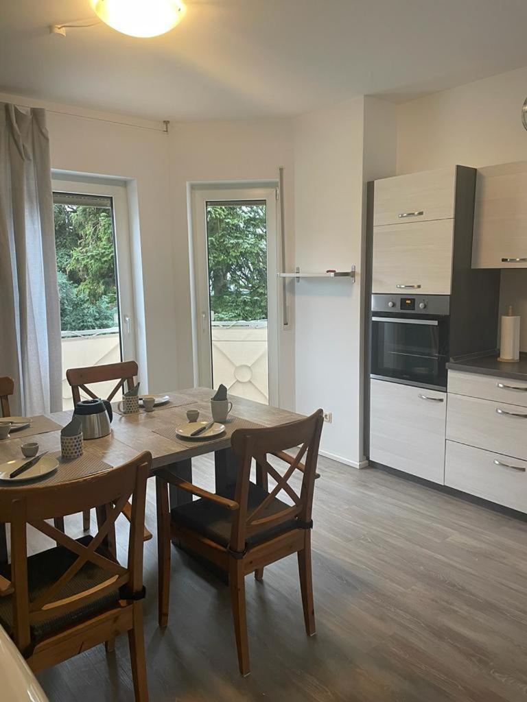 Frei 4 * Wiesbaden